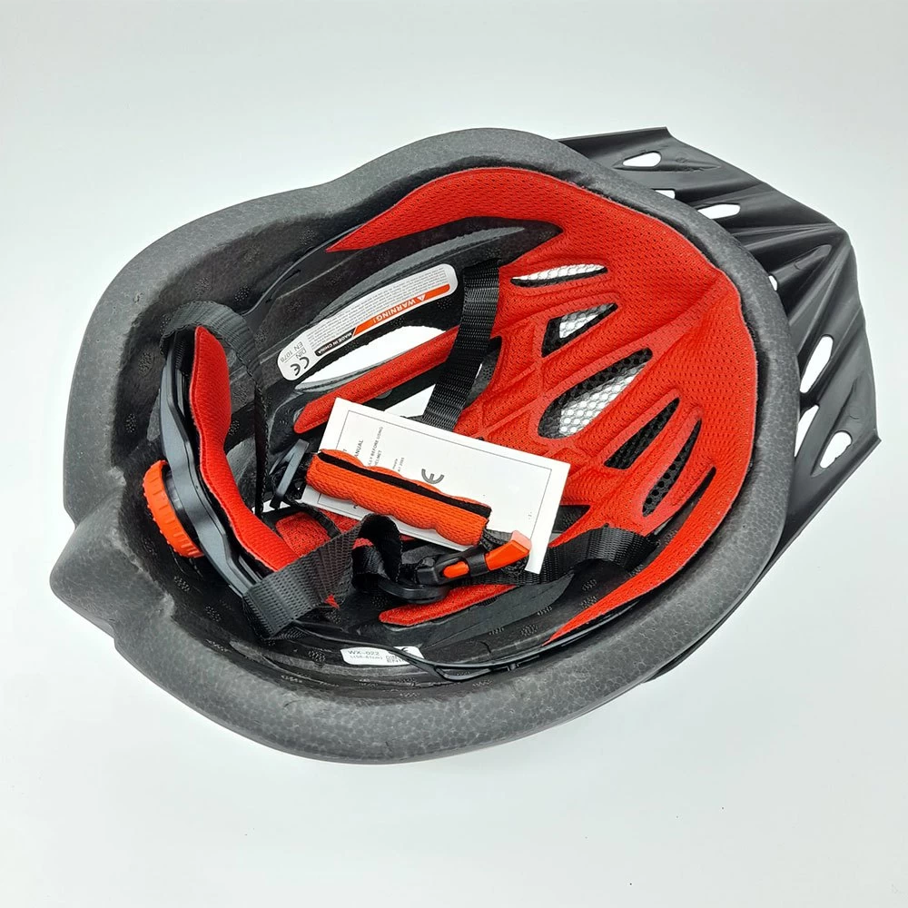 Helmet With Rear Light 7 Helmet With Rear Light - Image 5