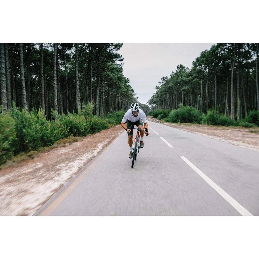 Whisper Evo Road Helmet 12 Whisper Evo Road Helmet - Image 10