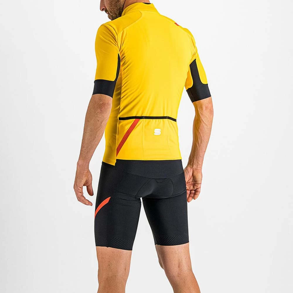 Sportful Fiandre Light No Rain Short Sleeve Jacket 6 Sportful Fiandre Light No Rain Short Sleeve Jacket - Image 4
