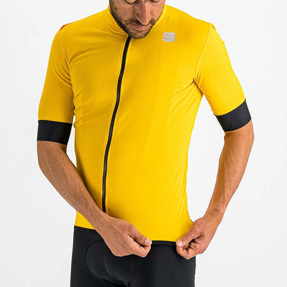 Sportful Fiandre Light No Rain Short Sleeve Jacket 7 Sportful Fiandre Light No Rain Short Sleeve Jacket - Image 5